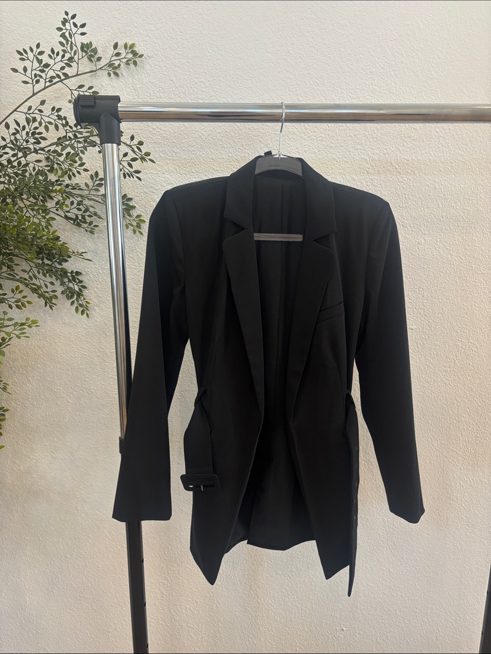 NBD Black Tailored Open-Front Blazer